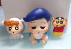 【クレヨンしんちゃん】フィギュアとクリップ3点セットのサムネイル