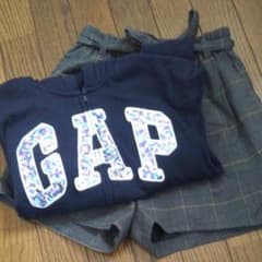 レピピのショートパンツ、GAPパーカーのサムネイル