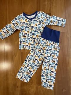 100センチ　長袖パジャマ　綿100%のサムネイル