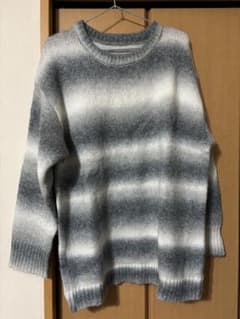 ストライプニットセーターのサムネイル