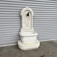 【未使用】地下水の泉 GARDEN GATE LTD製 ローマストーン風 未使用】地下水の泉 GARDEN GATE LTD製 ローマストーン風 - メルカリ