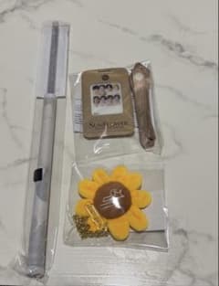 SUNFLOWER アプグレ　グッズ　ファンタのサムネイル