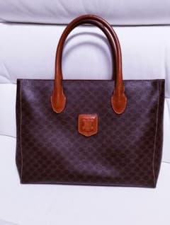 極美品最終値下げAQG05 セリーヌ マカダム ハンドバッグ 極美品最終値下げAQG05 セリーヌ マカダム ハンドバッグ - メルカリ