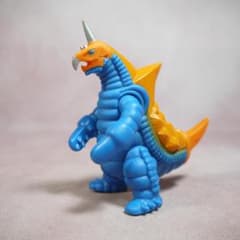 ウルトラ怪獣シリーズ500 バキシム ソフビ - メルカリ