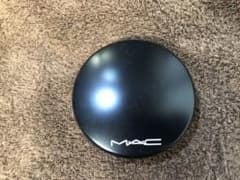 お値下げ！！M・A・C ミネラライズスキンフィニッシュ　ミディアムプラスのサムネイル