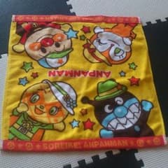 yay01様専用☆ アンパンマン ハンドタオル☆のサムネイル