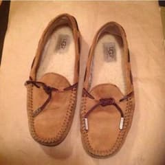 uggのサムネイル