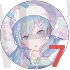 46B日野森雫グリッター缶バッジ - メルカリ