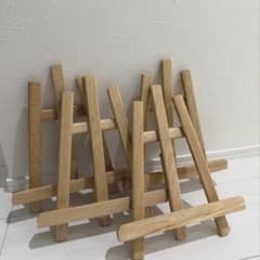 木製イーゼル 中4つセットのサムネイル