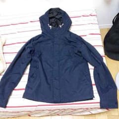 マウンテンパーカーのサムネイル