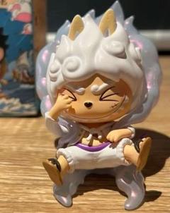 ポップマートLABUBU x ONE PIECEコラボ　フィギュアシークレット シークレット 0.7%! POPMART ワンピース Labubu THE MONSTERS