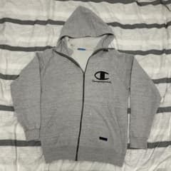 Champion グレー ジップアップパーカー Lのサムネイル