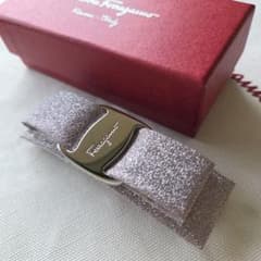 フェラガモ ヴァラリボン バレッタ ピンク シルバー グリッター - メルカリ