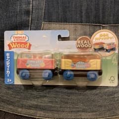 ぴぴ様専用です　　　　＊新品未開封＊木製トーマス&フレンズ　キャンディーカーのサムネイル