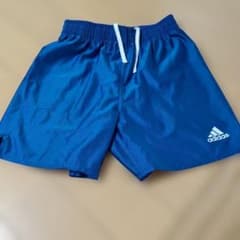 アディダス　サッカーハーフパンツ150のサムネイル