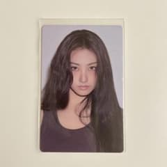 MEOVV BITE NOW The 2nd EP ALBUM トレカのサムネイル