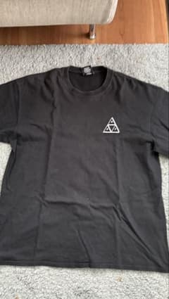 huf tシャツのサムネイル