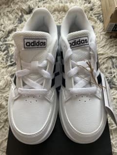 adidas キッズ スニーカー ホワイト【19.5cm】タグ付きのサムネイル