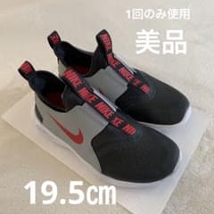 美品　NIKE キッズシューズ　19.5㎝のサムネイル