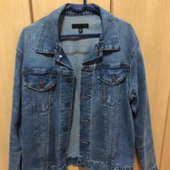ユニクロのデニムジャケットです。のサムネイル