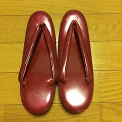 ※もも様専用 えんじ色の草履。のサムネイル