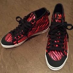 KISA さま専用/adidas スニーカー 24.0cmのサムネイル