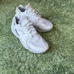 ナイキ　NIKE エアハラチのサムネイル