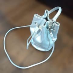 UNTITLED バケツ型ハンドバッグのサムネイル