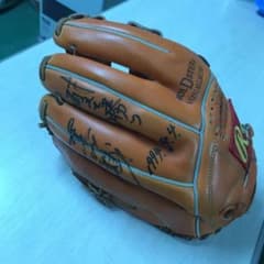 【限定品】シリアル入り サイン入り記念写真 古葉竹識監督優勝胴上げ 広島市民球場 限定品】シリアル入り サイン入り記念写真 古葉竹識監督優勝