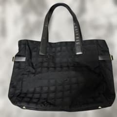CHANEL トラベルライン　ブラックのサムネイル