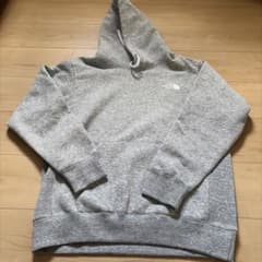 THE NORTH FACE パーカー グレーのサムネイル