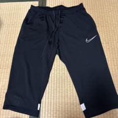 NIKE サッカー ハーフパンツ Mサイズ ブラック 膝丈 七分丈のサムネイル