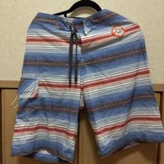 ストライプデザイン 水着 ショートパンツのサムネイル