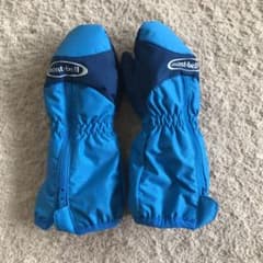 [ソカさん専用] モンベル  キッズ　手袋 靴下のサムネイル