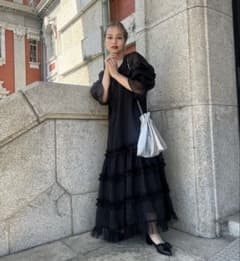 【結婚式】チュールレイヤードワンピース　ブラックのサムネイル
