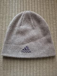 adidas グレー ニット帽のサムネイル