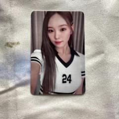 韓国 リオ NiziU HEARTRIS オール出席 限定 トレカ - メルカリ