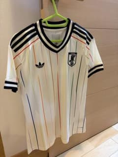 国内正規品　Ｌ　adidas サッカー日本代表　アウェイ　ユニフォームのサムネイル