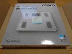 【新品未開封】omron オムロン 体重体組成計 HBF-228Tのサムネイル
