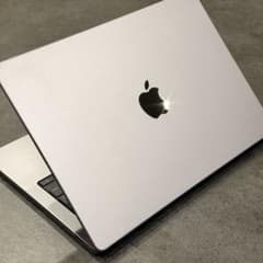 公式カスタマイズモデルMacBook Pro M1 Max 32GB USキーのサムネイル