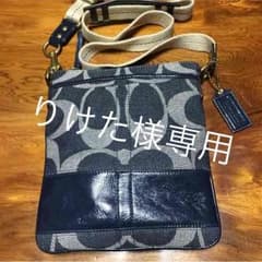 値下 coach（コーチ)斜めがけショルダーバック(未使用)のサムネイル