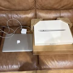 Apple MacBook Air 13インチ 未使用に近いのサムネイル