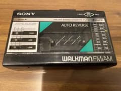 Walkman カセットプレーヤー　ジャンクのサムネイル