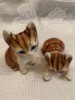 陶器製 猫の置物 2体セットのサムネイル