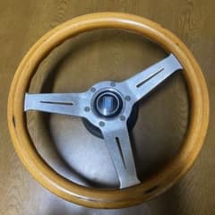 ナルディ　ステアリングのサムネイル