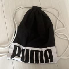 PUMA ナップザック ブラック×ホワイト 巾着バッグのサムネイル
