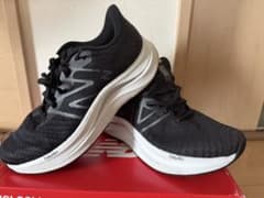 美品　FuelCell Propel v4 26cm フューエルセル　プロペルのサムネイル