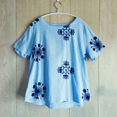 TUBE 刺繍 半袖カットソー ライトブルーのサムネイル
