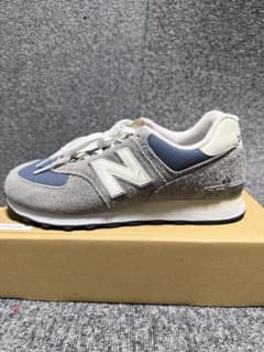 new balance 574のサムネイル