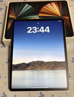 iPad Pro 12.9インチ第5世代 M1 128GB 【バッテリのサムネイル